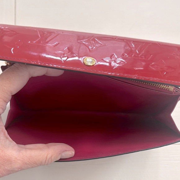 Louis Vuitton Monogram Vernis Porte Feuille Sarah Long Bifold Snap Wallet - Picture 16 of 17